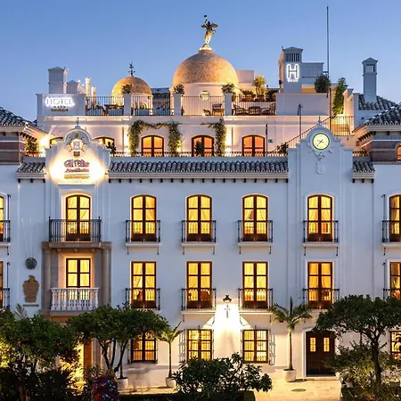 ホテル El Pilar Andalucia エステポナ