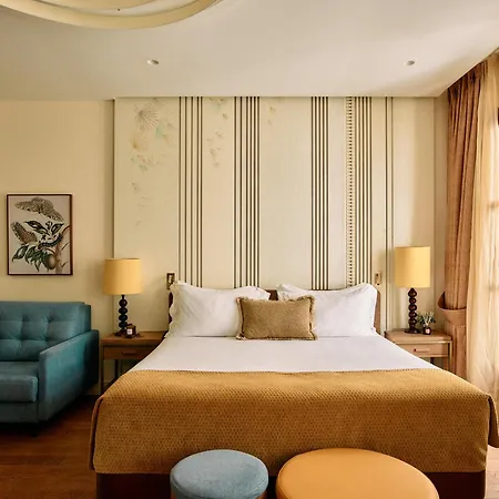 El Pilar Andalucia ホテル 4*