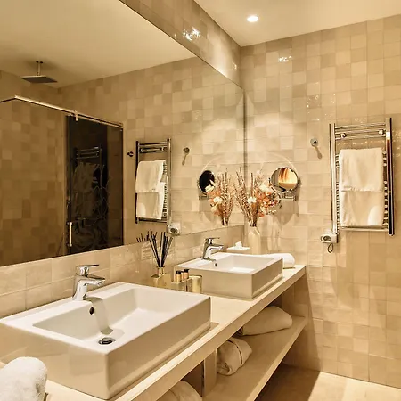 Hotell El Pilar Andalucia